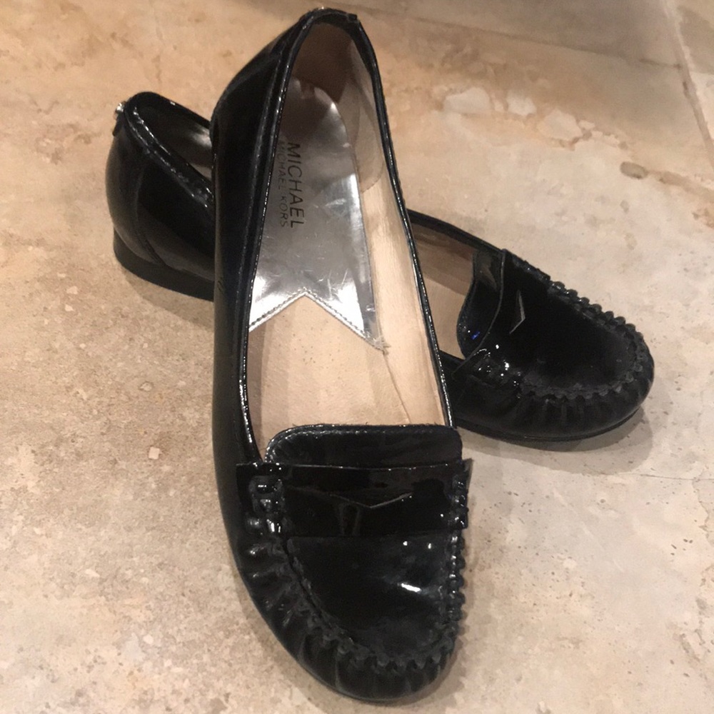 Michael Kors Shiny Look Flat Loafer  size 8M